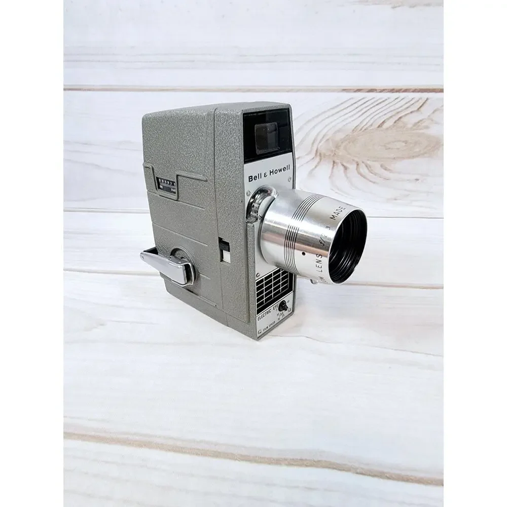 Vintage Bell & Howell Electric Eye 8mm Movie Camera Tested W/Case & Manual